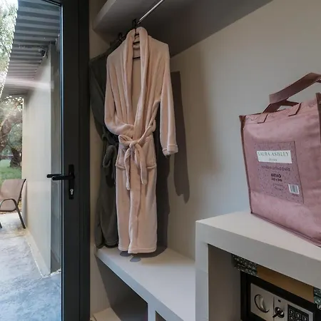 Serenity Escape Apartment Laganas